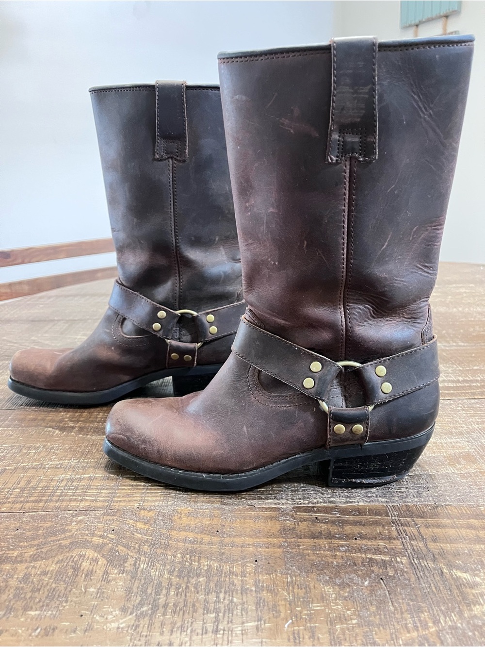 BKE Brown Leather distressed rugged Harness ring Boots 7.5